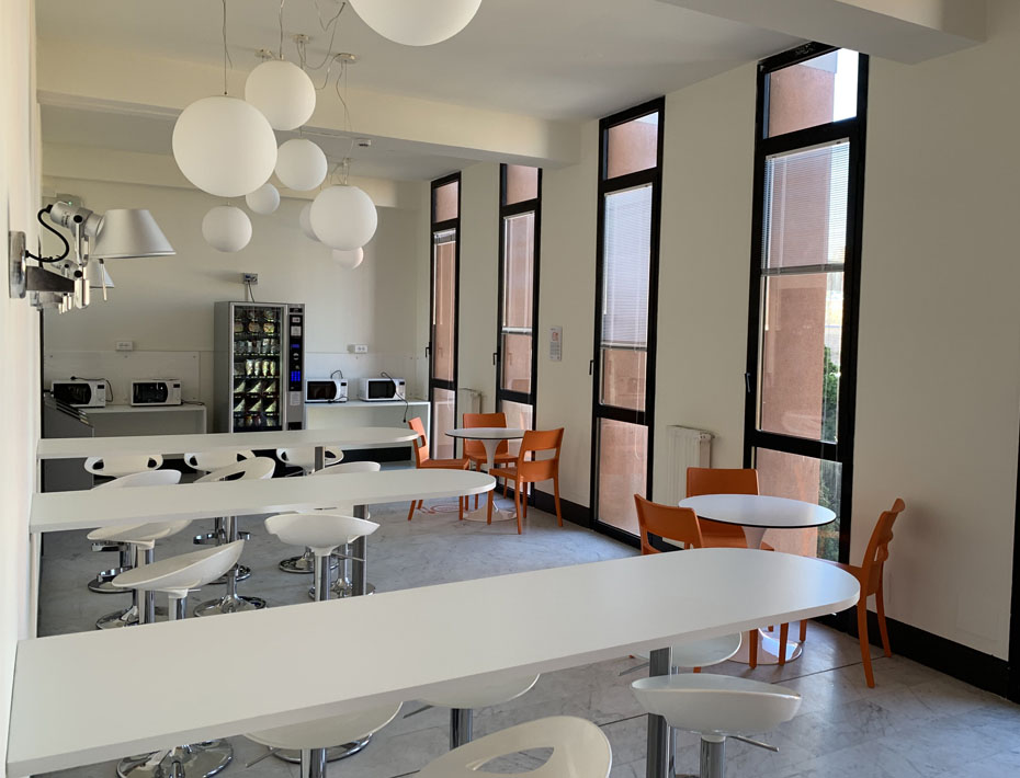 Decorazione dello spazio Home food dell'università di Genova a cura di Boero