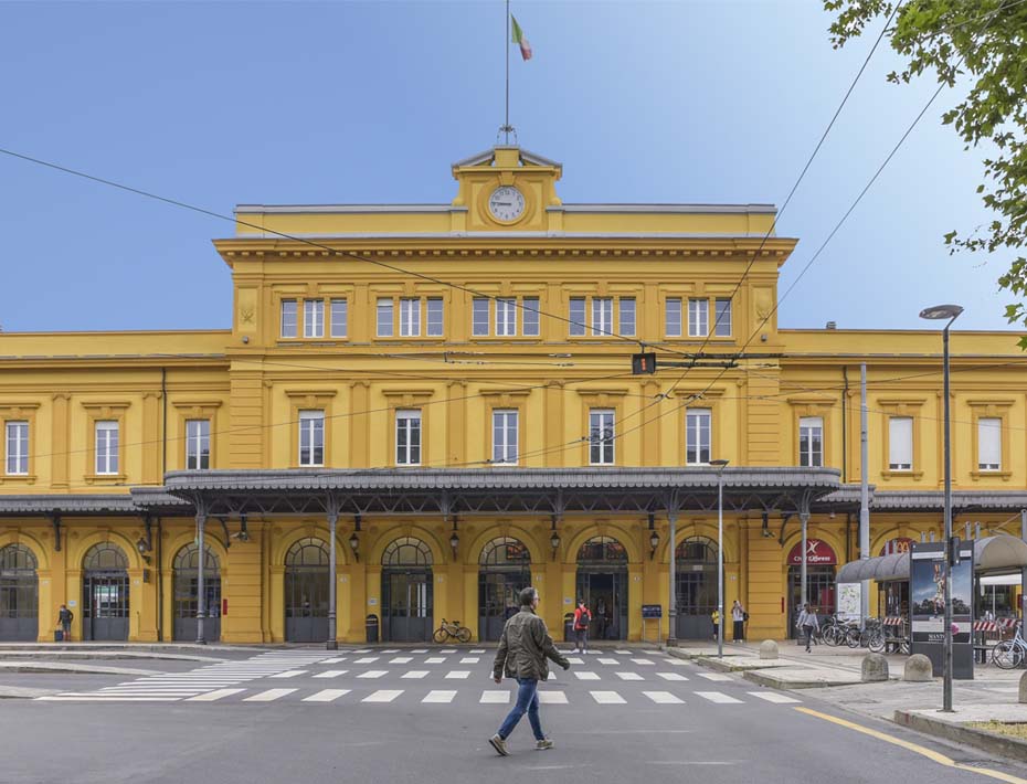 Restauro della stazione di Modena a cura di Boero