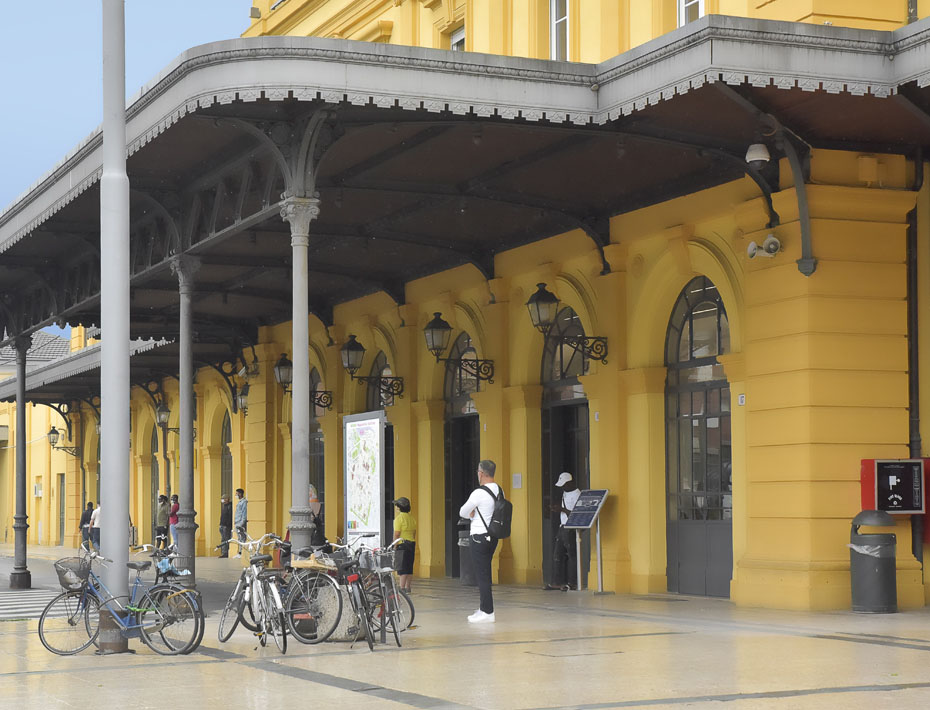 Restauro della stazione di Modena a cura di Boero